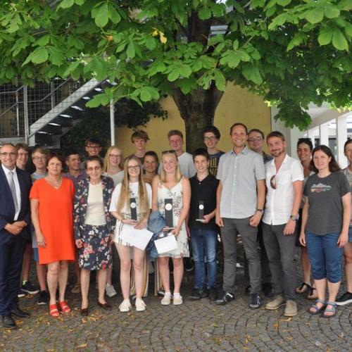 Gesamtfoto im Schulhof - wir freuen uns auf nächstes Jahr!