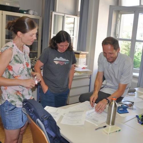 Die BiologielehrerInnen bereiten sich vor