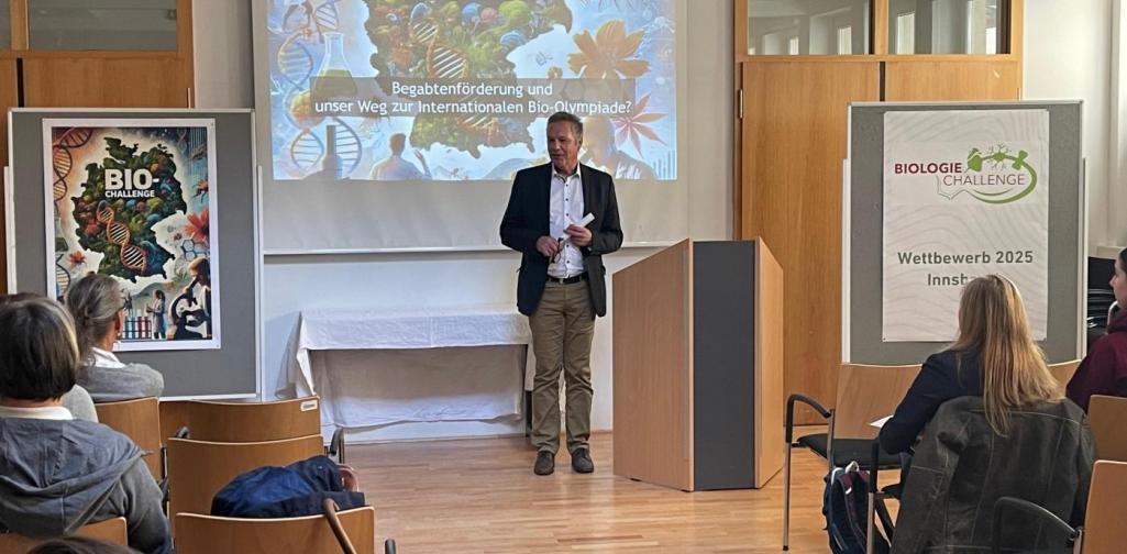 Begrüßung durch HR Dr. Gappmaier, Bildungsdirektion Tirol